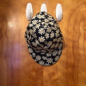 Forever 21 Floral Hat Navy Flower